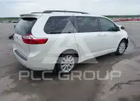 2017 Toyota SIENNA photo