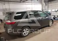 2017 Toyota SIENNA фото
