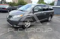 2017 Toyota SIENNA фото