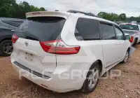 2017 Toyota SIENNA фото