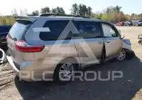2017 Toyota SIENNA фото