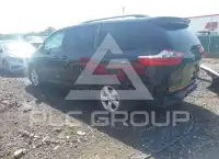2017 Toyota SIENNA фото