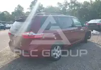 2017 Toyota SIENNA photo
