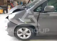 2017 Toyota SIENNA photo