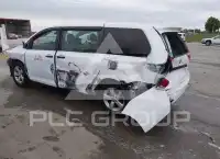 2017 Toyota SIENNA photo