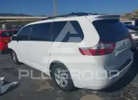 2017 Toyota SIENNA фото