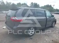 2017 Toyota SIENNA фото