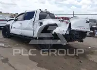 2017 Toyota TACOMA photo