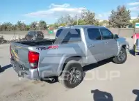 2017 Toyota TACOMA фото