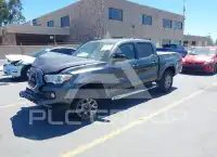 2017 Toyota TACOMA photo