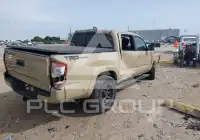 2017 Toyota TACOMA photo