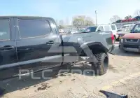 2017 Toyota TACOMA photo