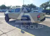 2017 Toyota TACOMA photo