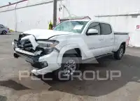 2017 Toyota TACOMA фото