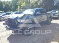 2017 Toyota TACOMA photo