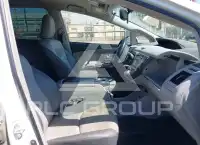 2017 Toyota PRIUS фото