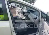 2017 Toyota PRIUS фото