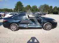 2017 Toyota CAMRY фото
