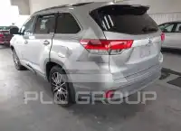 2017 Toyota Highlander фото