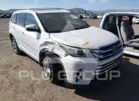 2017 Toyota Highlander фото