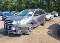 2017 Toyota Highlander фото