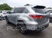 2017 Toyota Highlander photo