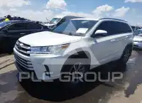 2017 Toyota Highlander фото