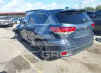 2017 Toyota Highlander фото