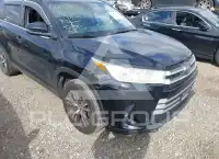2017 Toyota Highlander фото