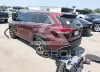 2017 Toyota Highlander фото