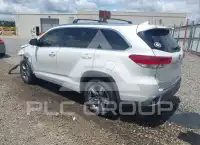 2017 Toyota Highlander фото
