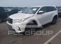 2017 Toyota Highlander фото