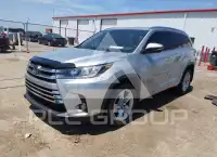 2017 Toyota Highlander фото