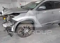 2017 Toyota Highlander фото