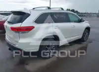 2017 Toyota Highlander фото