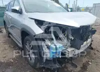 2017 Toyota Highlander photo