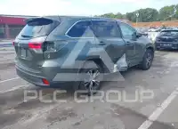 2017 Toyota Highlander photo