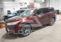 2017 Toyota Highlander фото