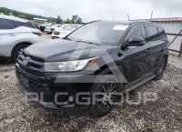2017 Toyota Highlander photo