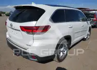 2017 Toyota Highlander фото