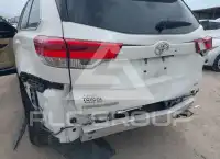 2017 Toyota Highlander фото