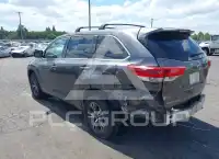 2017 Toyota Highlander фото