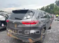 2017 Toyota Highlander фото