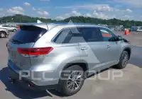 2017 Toyota Highlander фото