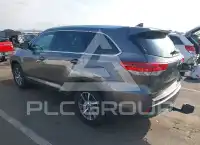 2017 Toyota Highlander photo