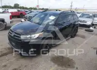 2017 Toyota Highlander фото