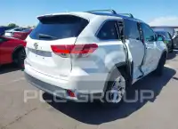 2017 Toyota Highlander фото