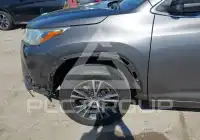 2017 Toyota Highlander photo