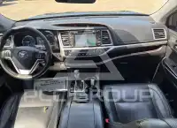 2017 Toyota Highlander фото