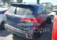 2017 Toyota Highlander photo